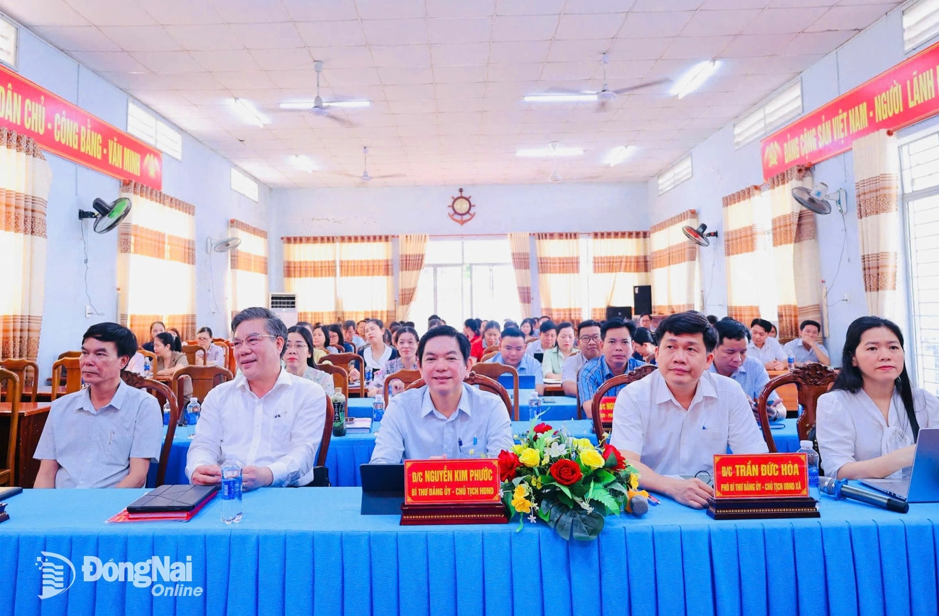 Trưởng ban Tuyên giáo và Dân vận Tỉnh ủy Dương Minh Dũng quán triệt, triển khai các nội dung trọng tâm của nghị quyết Đại hội Đảng các cấp